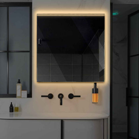 LED Spiegel Quadratisch | Wandschalter-Steuerung | Warmweißes Licht - Reyze Seria Edge Model 5