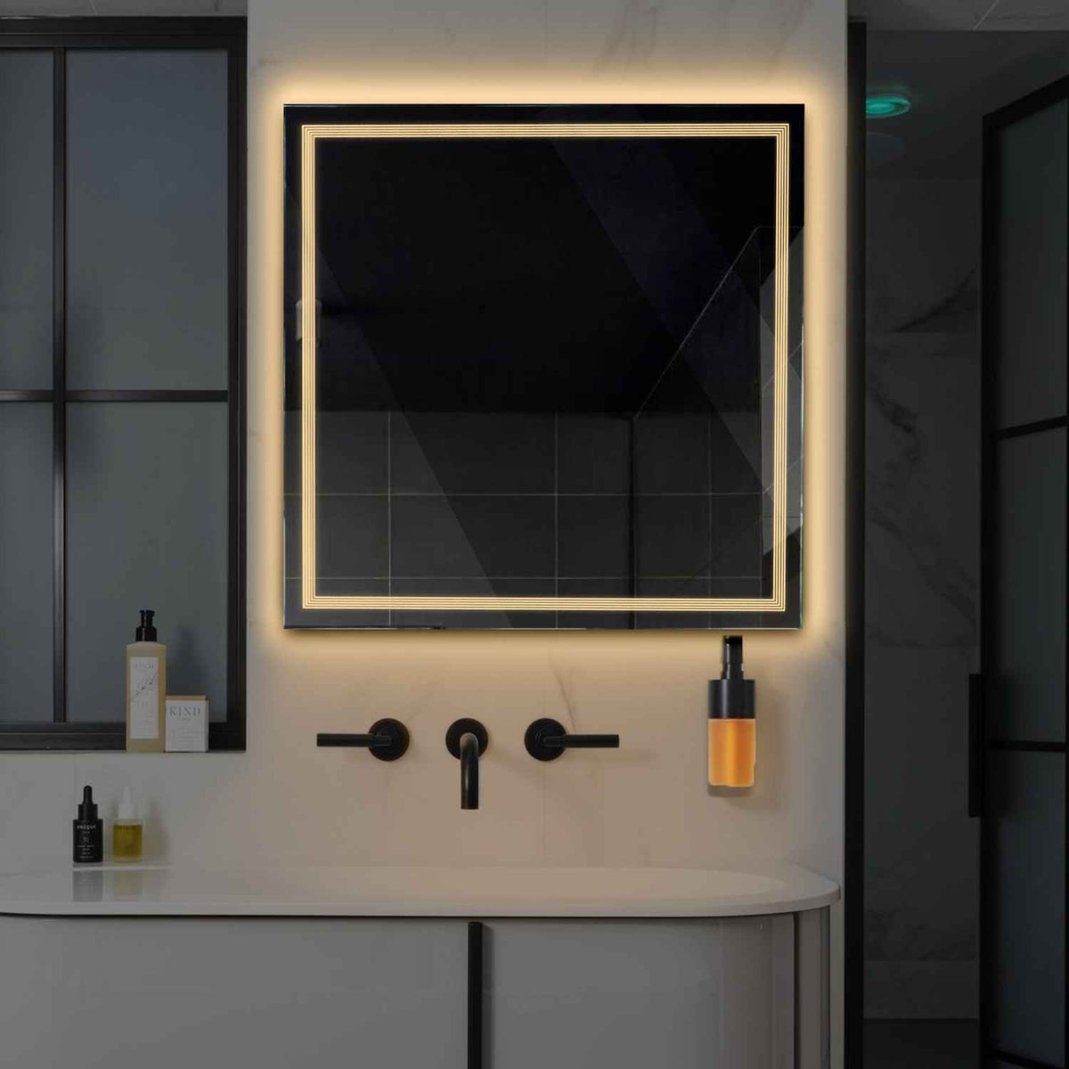 LED Spiegel Quadratisch | Wandschalter-Steuerung | Warmweißes Licht - Reyze Seria Minimal Model 1