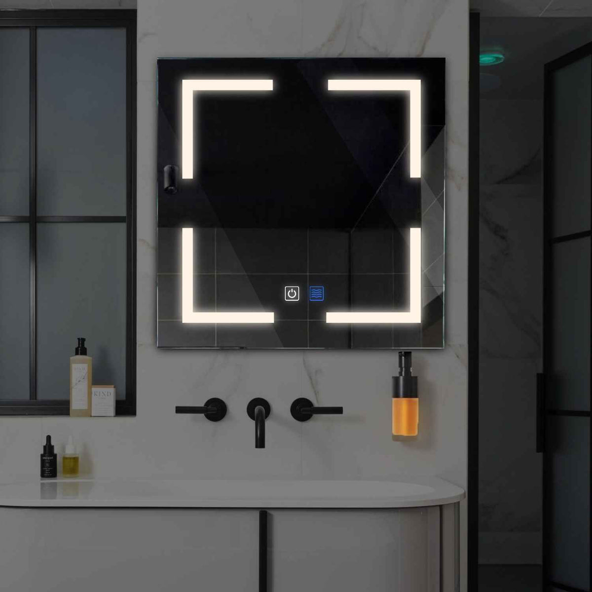 LED Spiegel Quadratisch | Touch-Schalter | Anti-Beschlag-Funktion | Neutralweißes Licht - Reyze Seria Salono Model 2