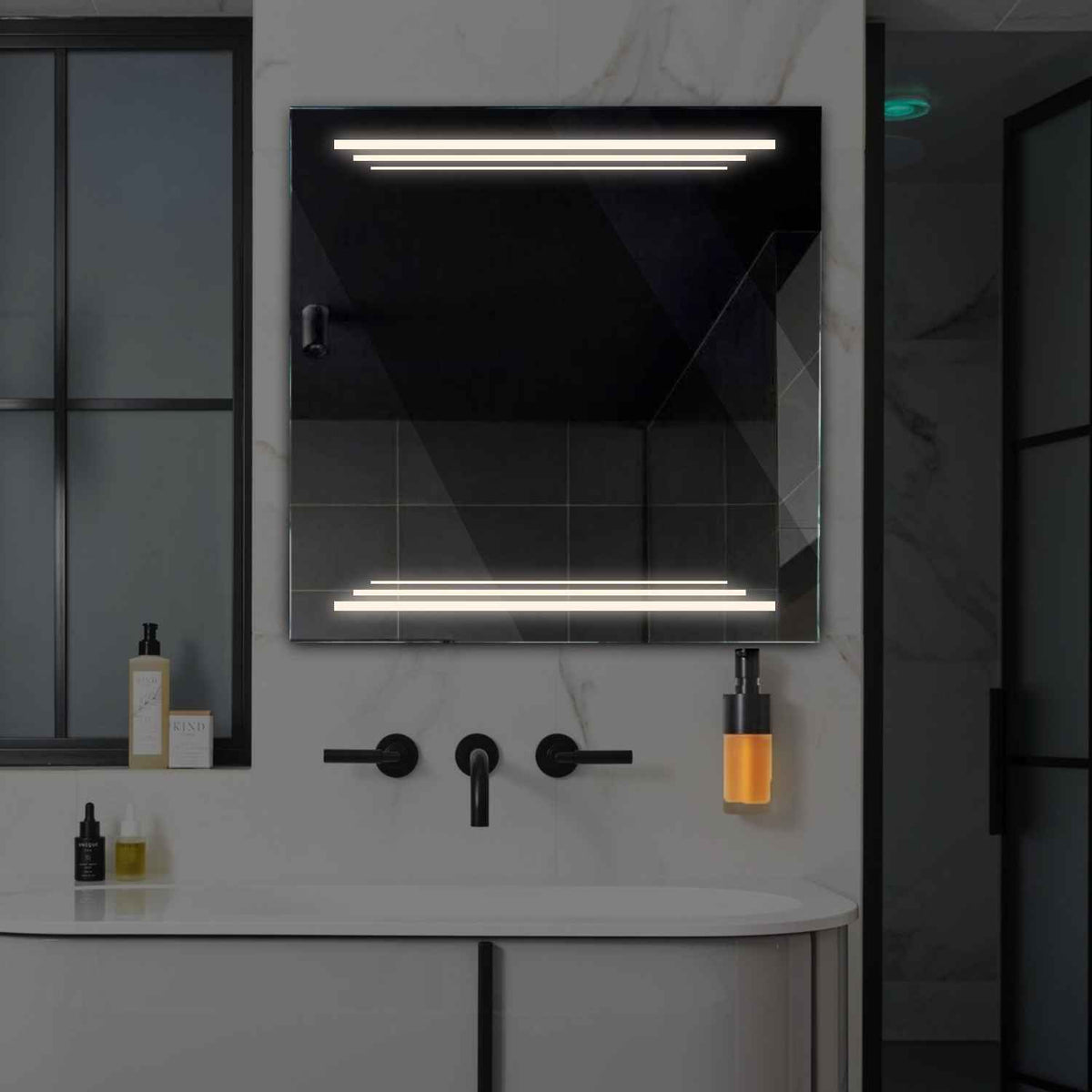 LED Spiegel Quadratisch | Wandschalter-Steuerung | Neutralweißes Licht - Reyze Seria Salono Model 7