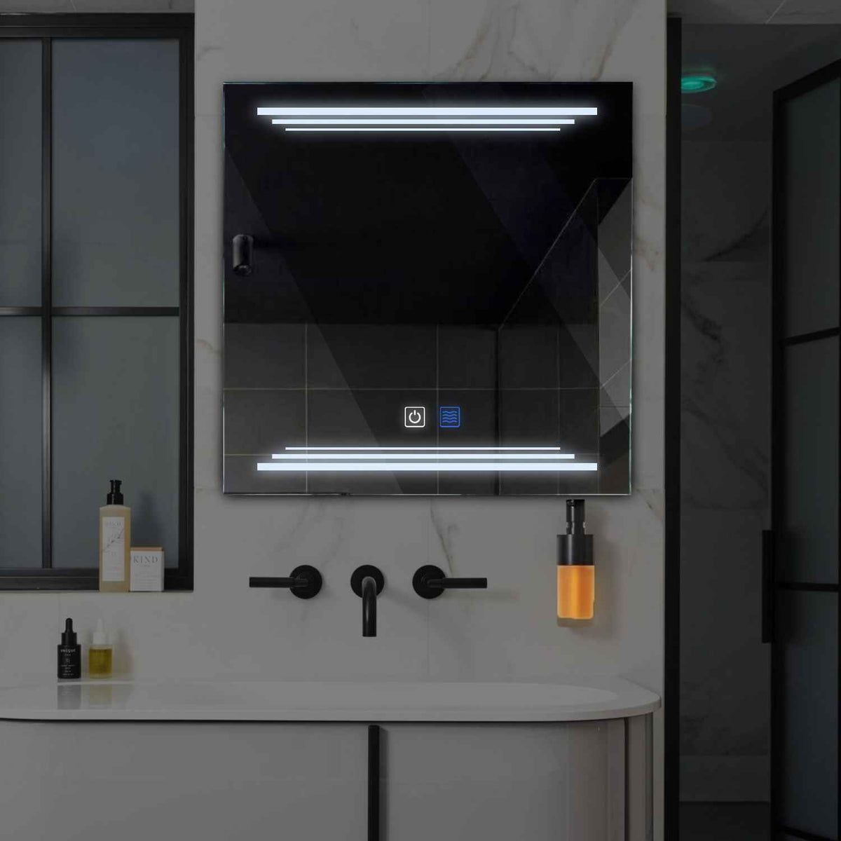 LED Spiegel Quadratisch | Touch-Schalter | Anti-Beschlag-Funktion | Kaltweißes Licht - Reyze Seria Salono Model 7