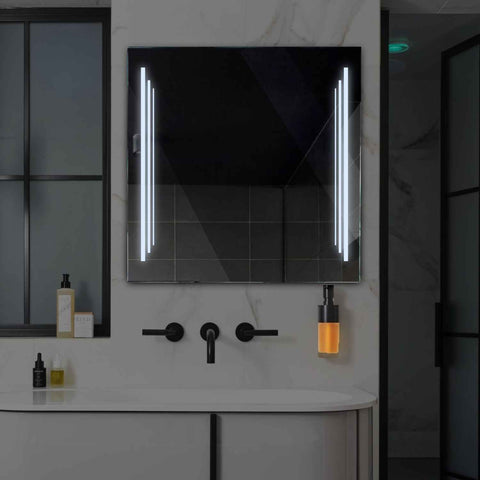 LED Spiegel Quadratisch | Wandschalter-Steuerung | Kaltweißes Licht - Reyze Seria Salono Model 8