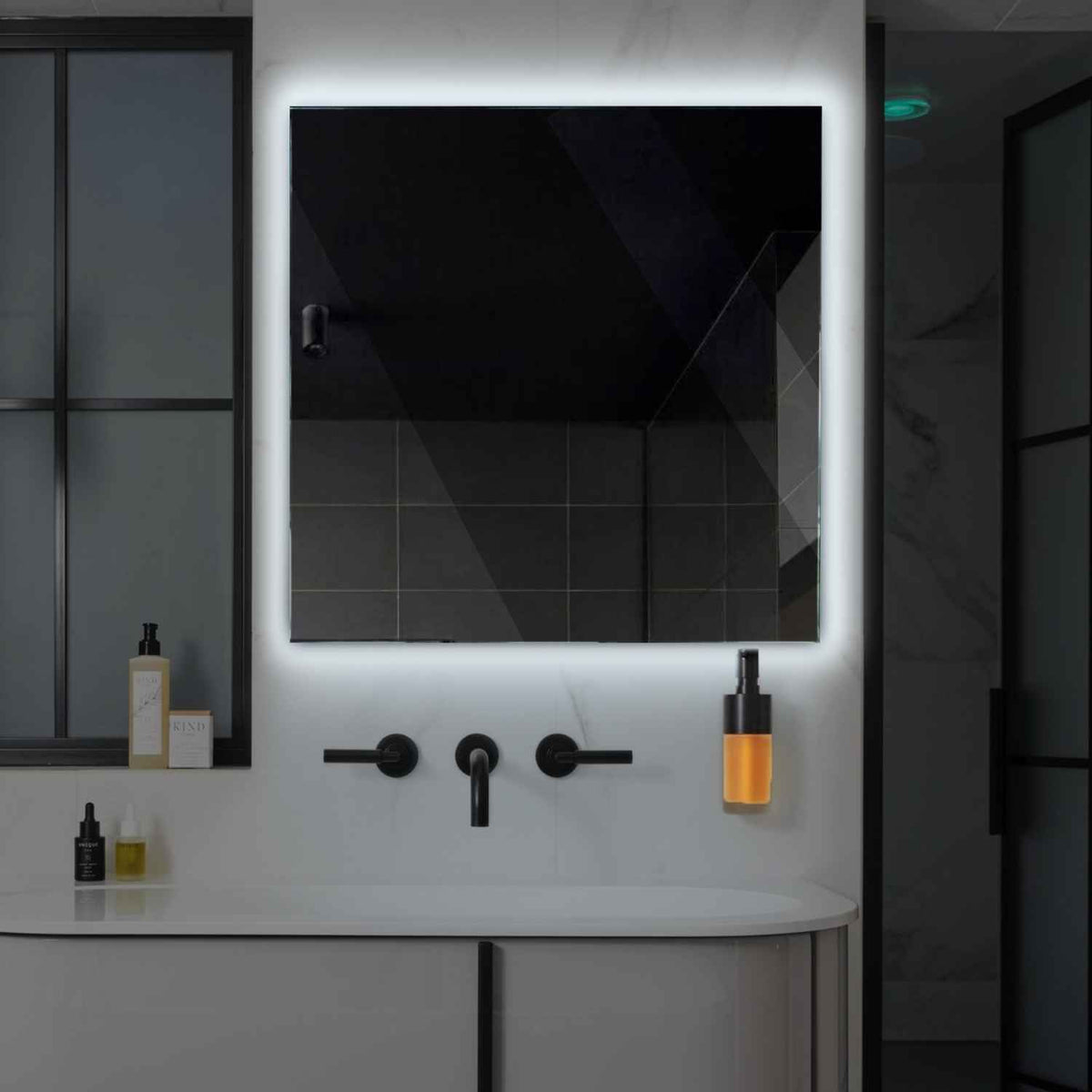 LED Spiegel Quadratisch | Wandschalter-Steuerung | Kaltweißes Licht - Reyze Seria Ambient Model 1